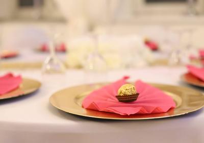 22904644 2046033032350449 8789210127784022626 O